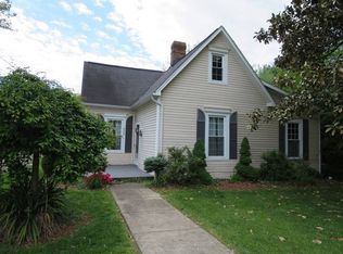 408 Saint Rose Rd, Lebanon, KY 40033