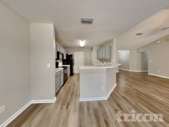 5th image of 1560 Backwater Dr
