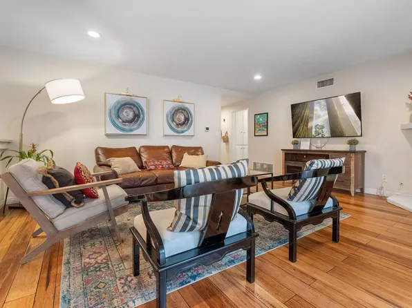 7850 E Berner St, Long Beach, CA 90808