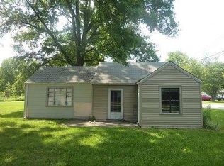 2015 Taylor Ln, Batavia, OH 45103