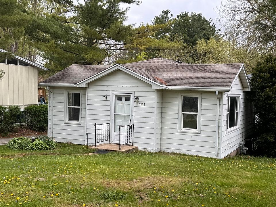 1st image of 7506 Algonquin Rd