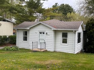 7506 Algonquin Rd, Wonder Lake, IL 60097