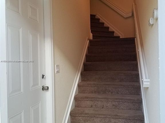 4th image of 1850 NE 5th St #1402