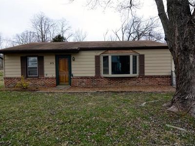 976 Center St, Pacific, MO, 63069