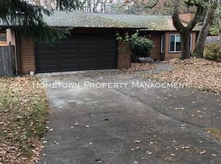 8900 Autumn Line Loop SE, Olympia, WA 98513