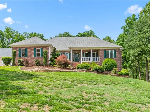2648 Millbrook Dr, Haw River, NC 27258
