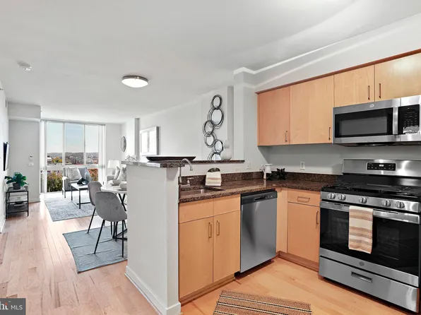 1000 New Jersey Ave SE APT 921, Washington, DC 20003