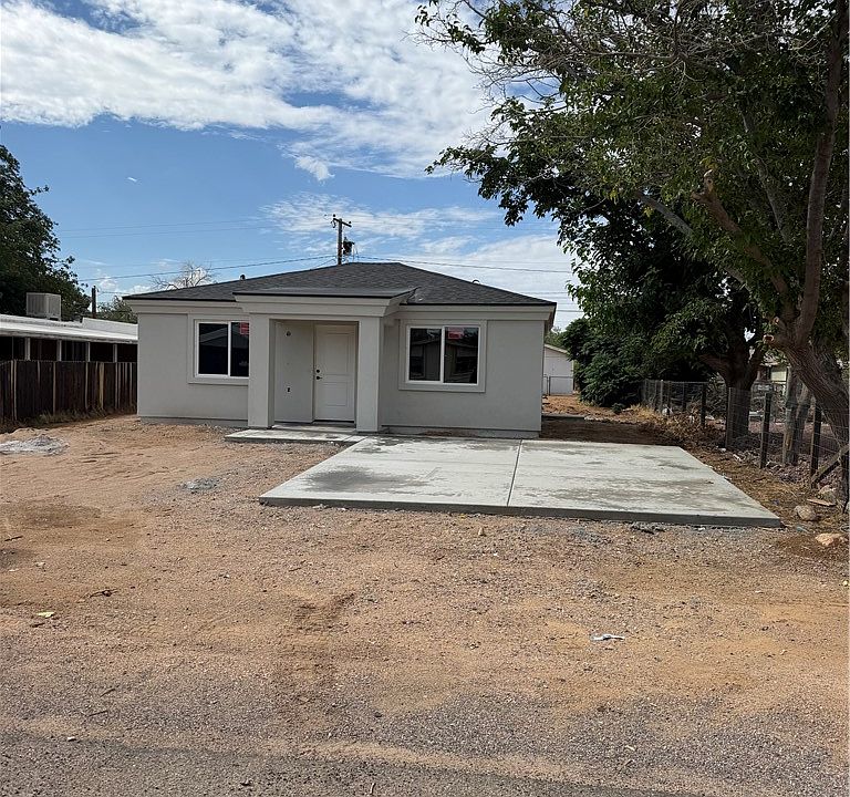1st image of 2840 E Ames Avenue