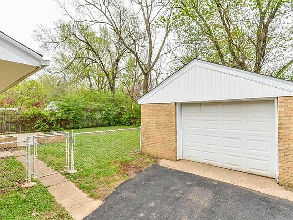5th image of 2028 Goldsmith Ln