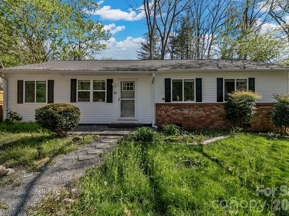 321 Melody Cir, Swannanoa, NC 28778