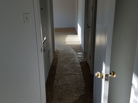 5th image of 3109 Madeira Dr NE