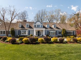 11 Woodfield Dr, Short Hills, NJ 07078