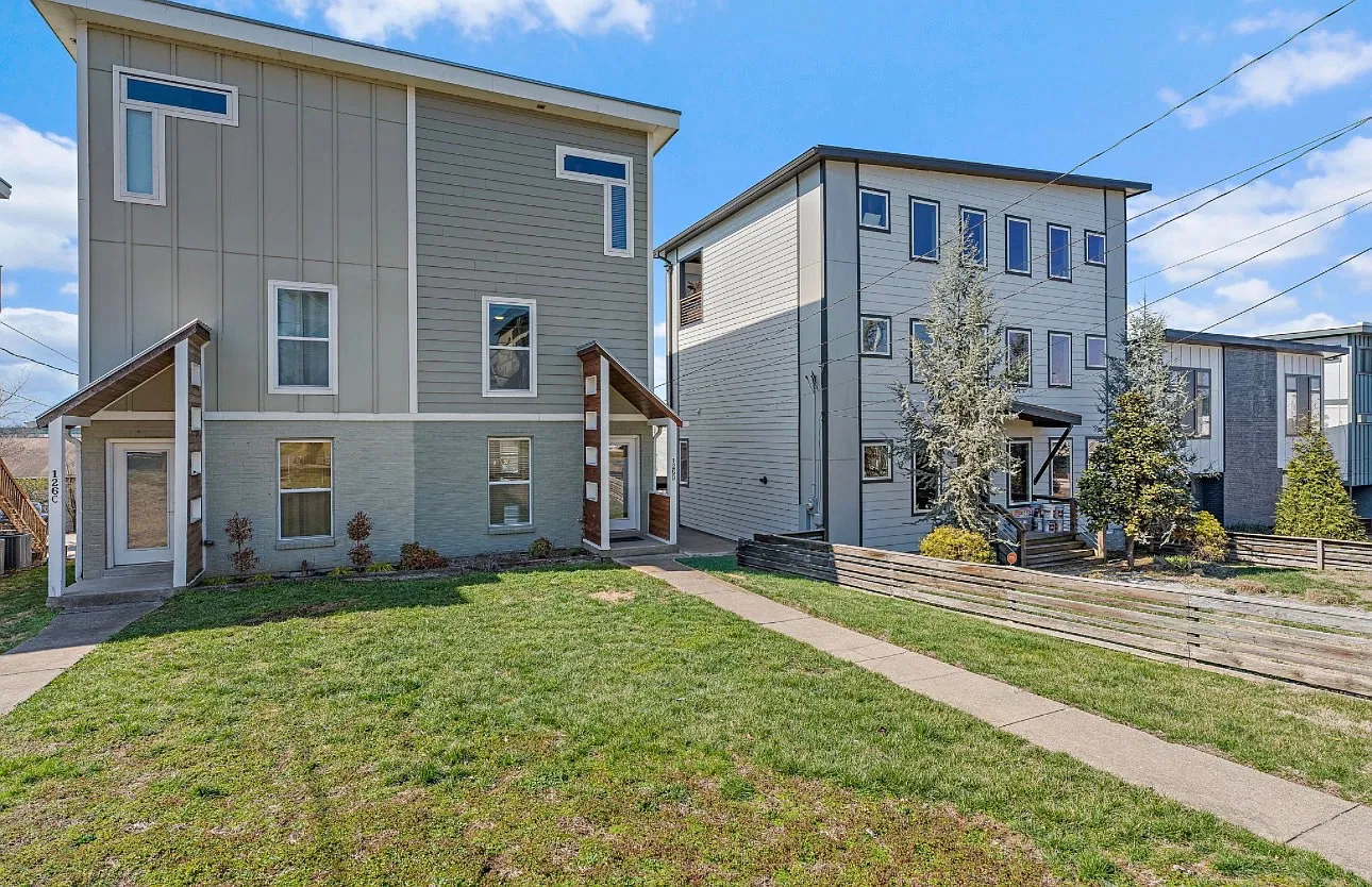 126D Fern Avenue - 1 — Photo 2