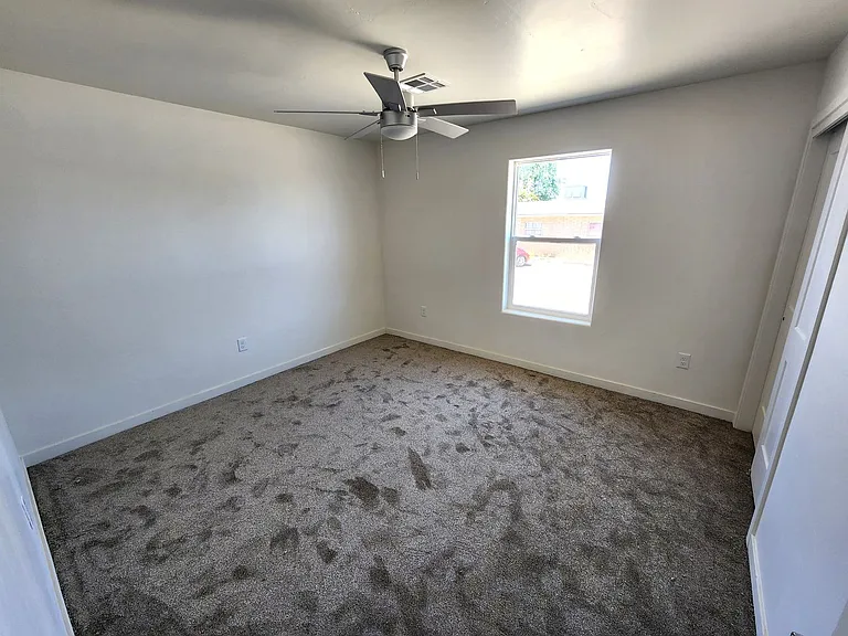 1301 Jefferson Ave — Photo 12