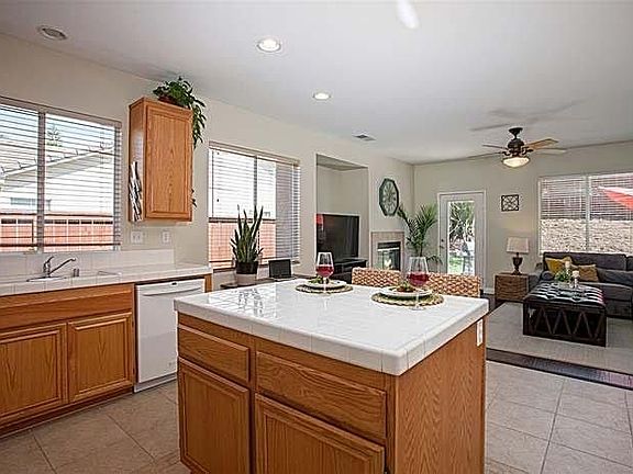 2nd image of 4973 El Mirlo Dr