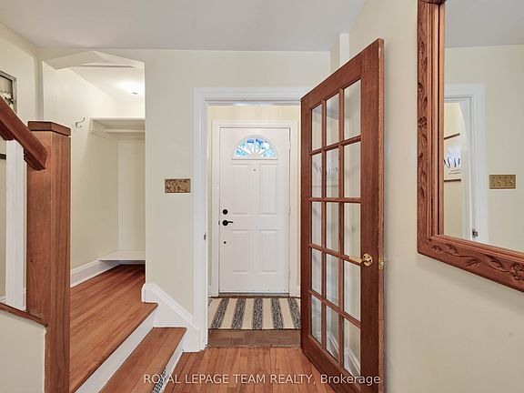 4th image of 12 Lenore Pl
