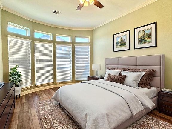 5th image of 13626 Breakwater Path Loop