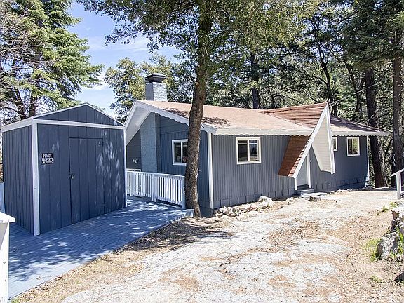 3rd image of 960 Chillon Dr