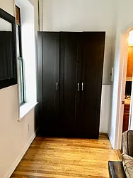 Rented by R New York