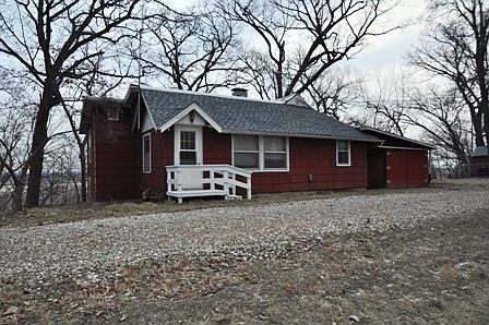 5680 Oakcrest Hill Rd SE