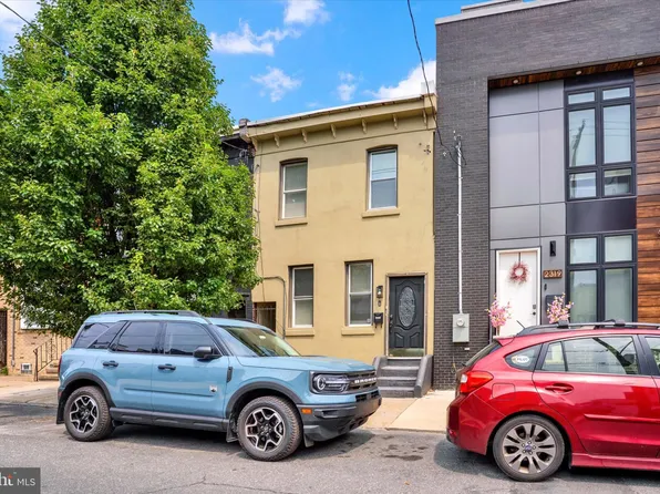 2317 E Sergeant St, Philadelphia, PA 19125