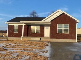 100 Clear Spring Dr, Bardstown, KY 40004