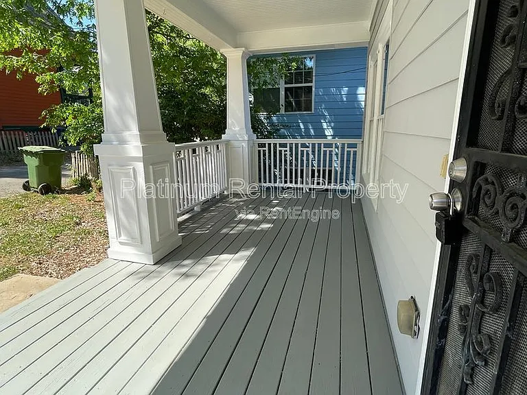 750 Terry St SE — Photo 46