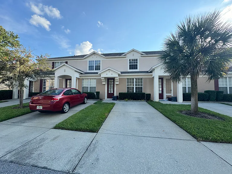 2368 Silver Palm Dr — Photo 2