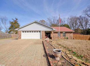 30 Manchester Dr, Conway, AR 72034
