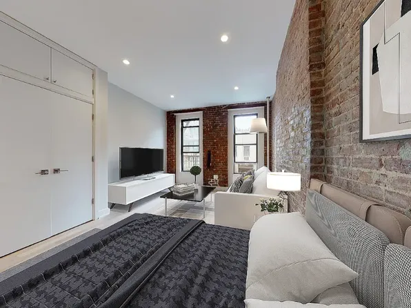 216 East 84th Street image 1 of 11