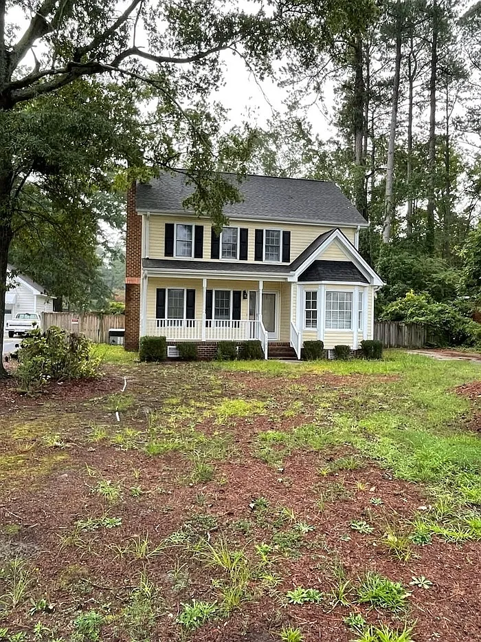 3 bed, 2.5 bath, 1696 sqft, $1,595 — Photo 1