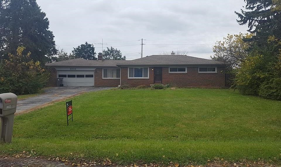 2nd image of 8022 Meadow Ln