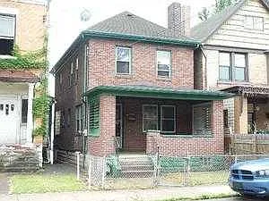 2216 Woodstock Ave photo 1