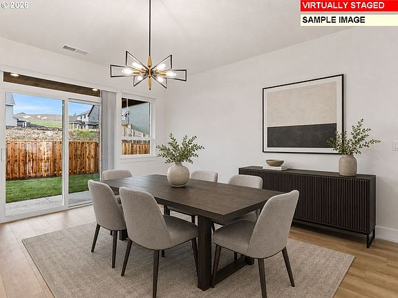 3rd image of 2623 NE Justus Ave #21