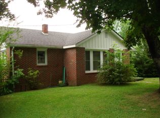 112 Highland Ave, Spruce Pine, NC 28777