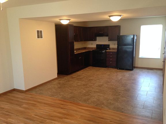 3rd image of 404 Cassie Lynne Ct