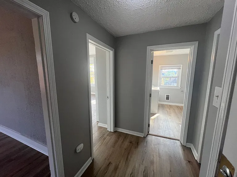 7429 Park Avenue — Photo 18