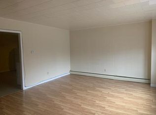 157 W High St APT 1, Womelsdorf, PA