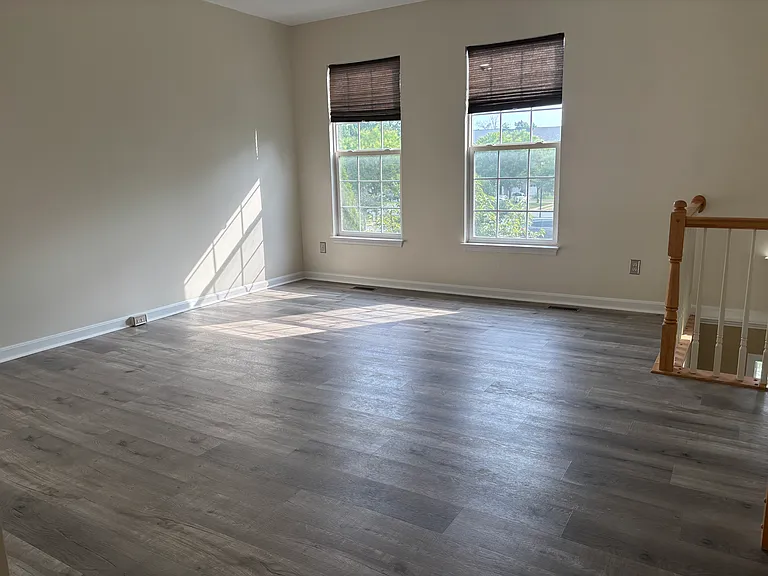 2453 Fox Stream Ln — Photo 7