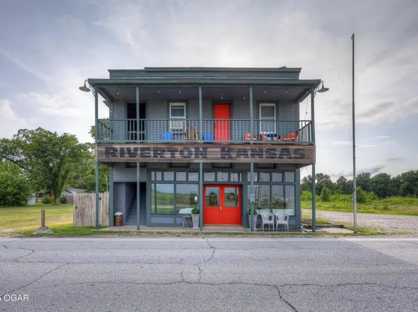 7378 SE 70th St, Riverton, KS 66770