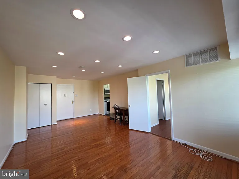 5340 Holmes Run Pkwy #709 — Photo 6