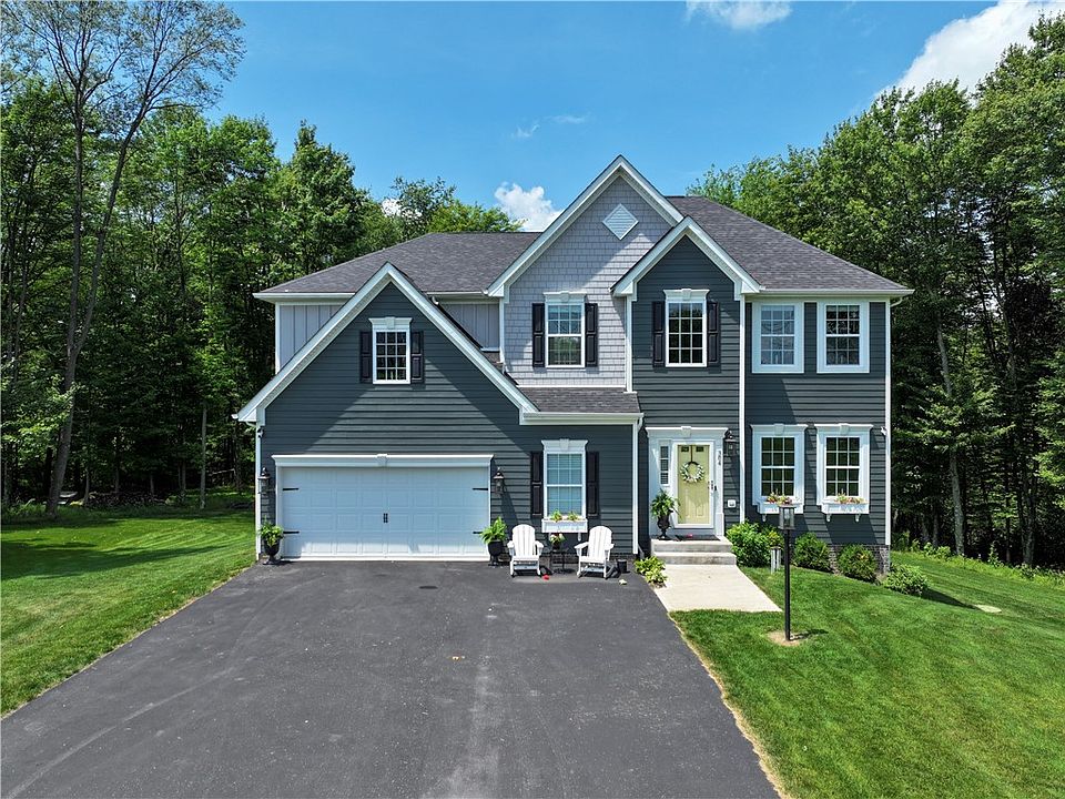 1st image of 304 Stoneridge Ln