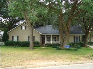 1320 Blue Ridge Cir, Mobile, AL 36695