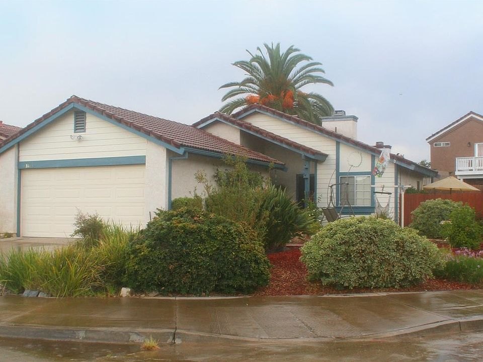2nd image of 1034 Glenwood Way