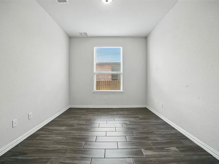 3054 Columbus Loop — Photo 17