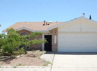 4660 Loma Grande Dr, El Paso, TX 79934