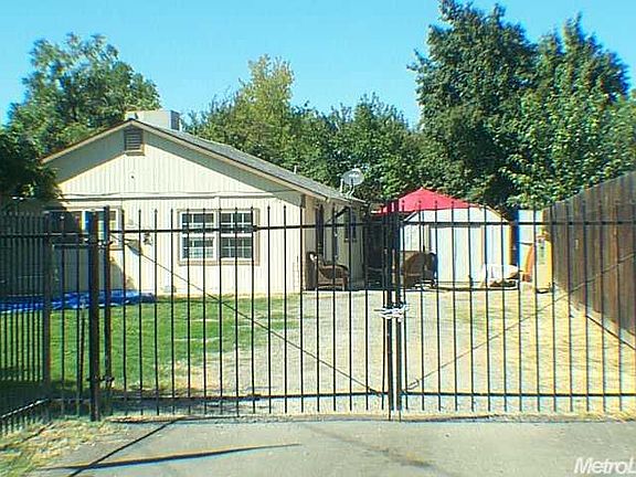 2nd image of 701 Jessie Ave