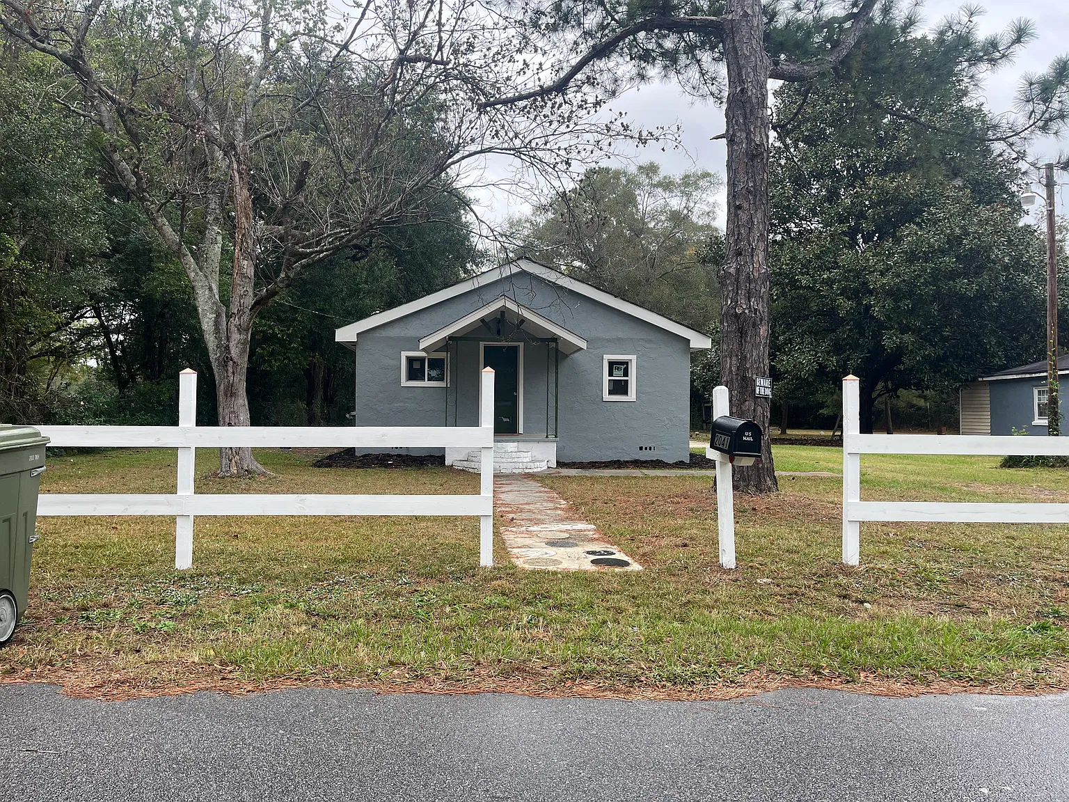 3 bed, 1150 sqft, $1,500 — Photo 2