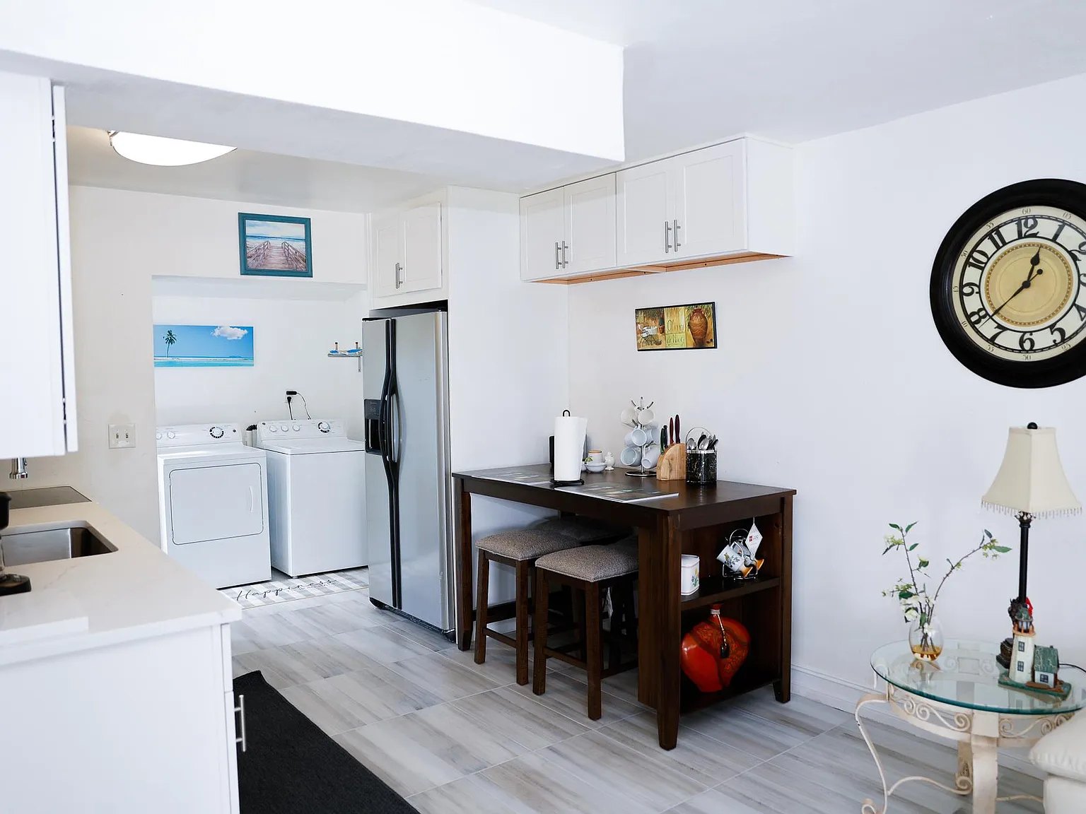 2 bed, 750 sqft, $2,200 — Photo 4