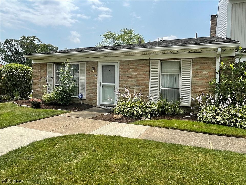 2141 Beechtree Dr, Uniontown, OH 44685 Zillow